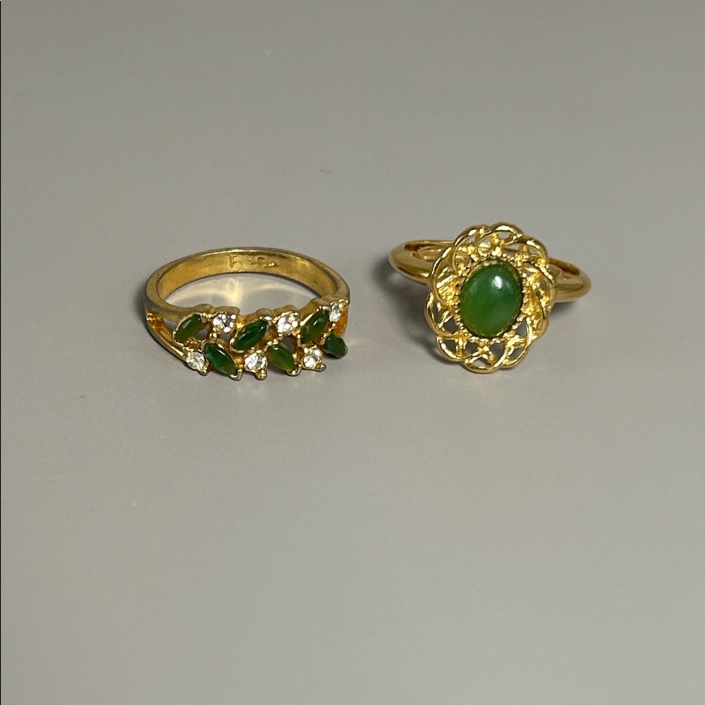 Costume Jewelry Gold-Tone Green Stone Floral Ring (Pair)